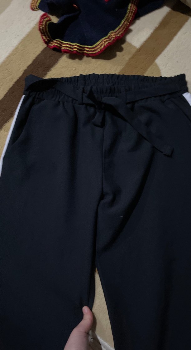 Siyah Beyaz Yan Şeritli Kadın Kumaş Pantolon - Görsel 2