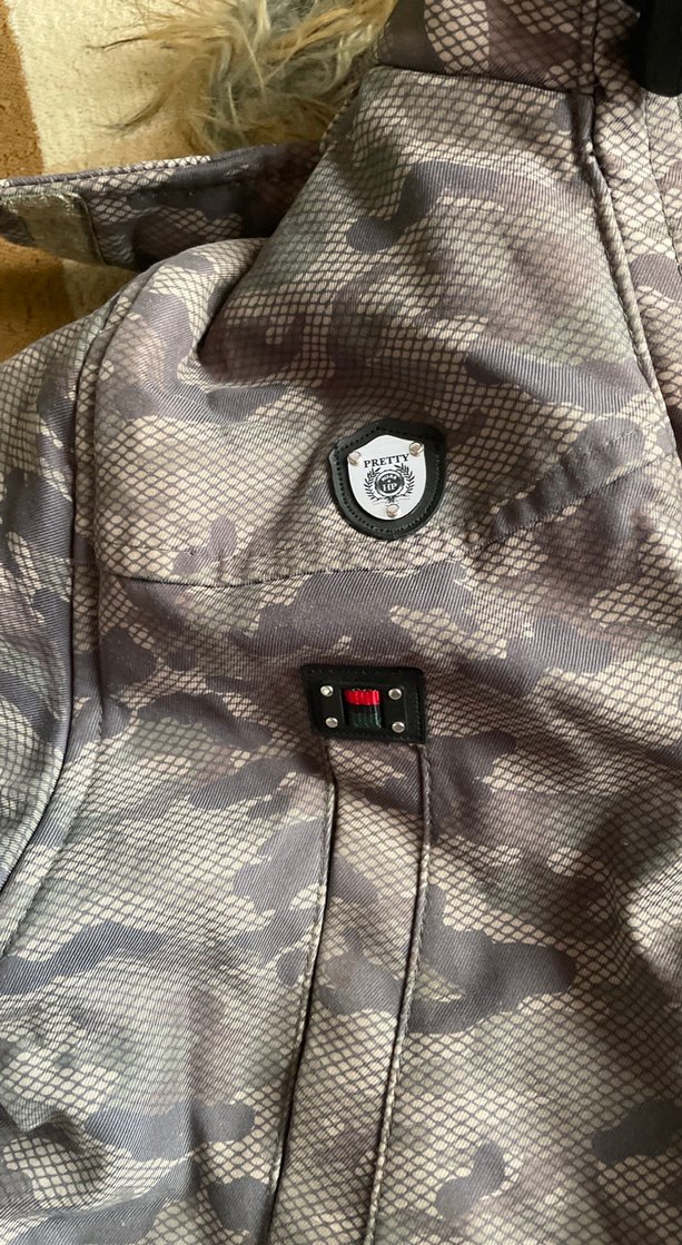 Erkek Çocuk Gri Kamuflaj Desenli Kürklü Kaban - Görsel 3