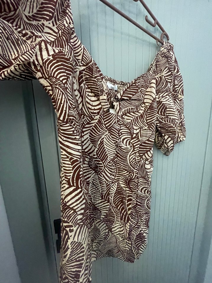 Mango fistolu astarlı balon kol mini şık elbise yandan fermuarl - Görsel 3