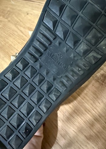 Valentino garavani - Görsel 3