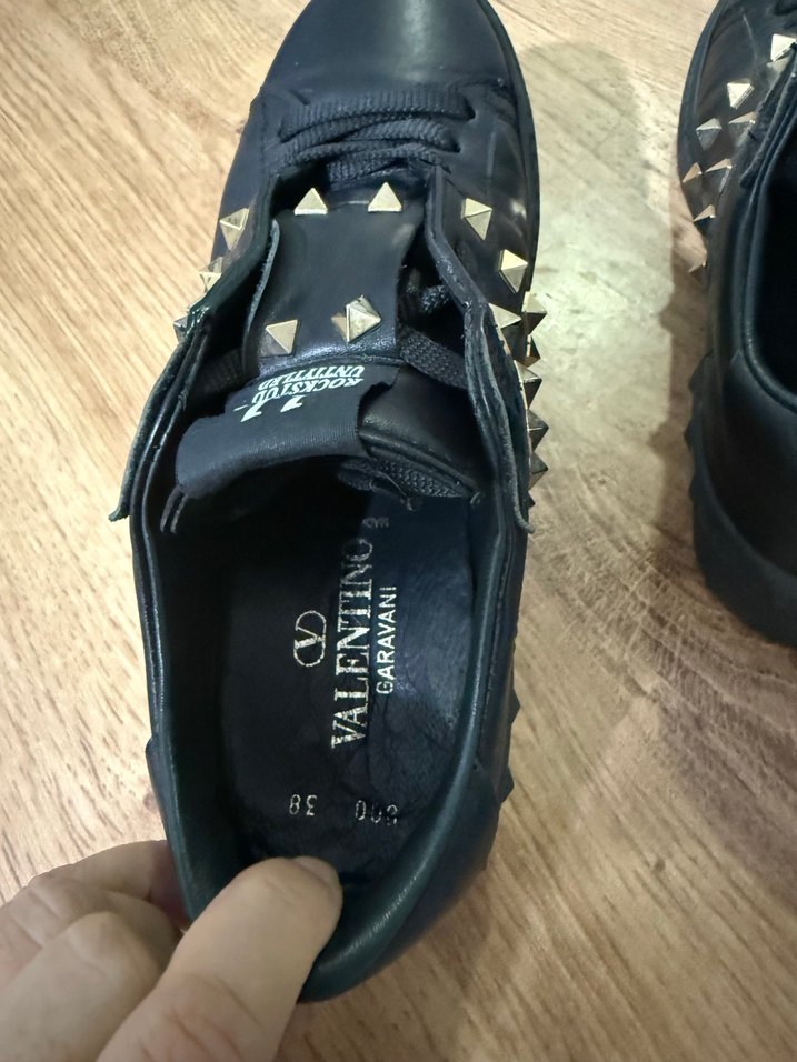 Valentino garavani - Görsel 4