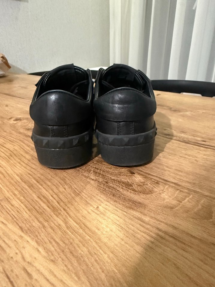 Valentino garavani - Görsel 2