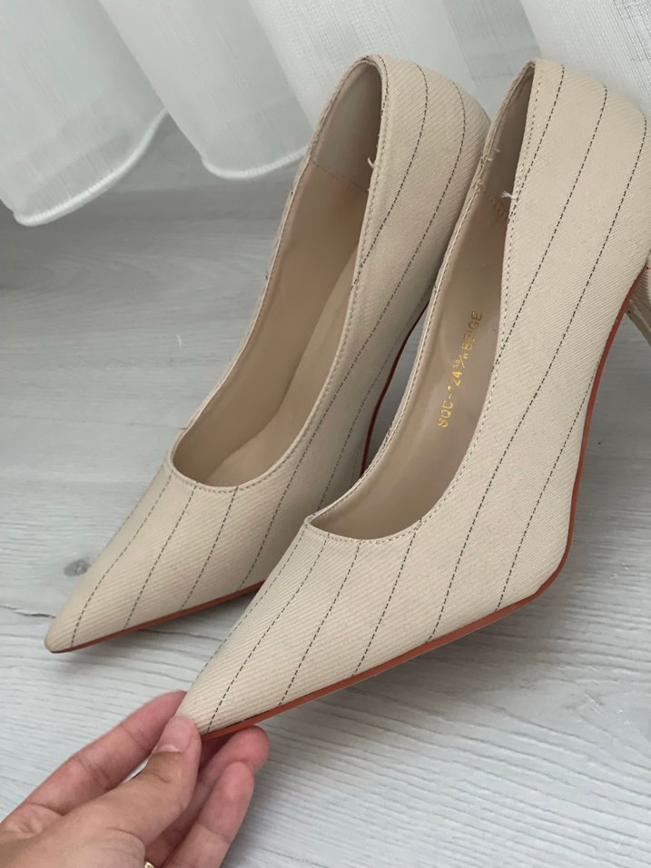 Bej Çizgili Pilili Stiletto - Görsel 3