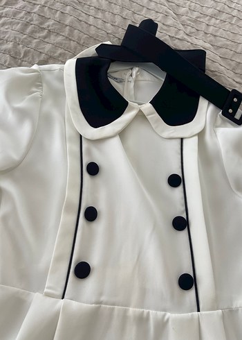 Siyah Yakalı Beyaz Elbise - Görsel 2