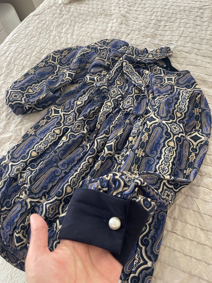 Desenli mavi elbise - Görsel 4