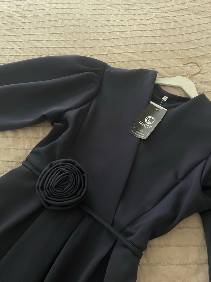 Velden bağlamalı gül detayli scuba elbise - Görsel 2