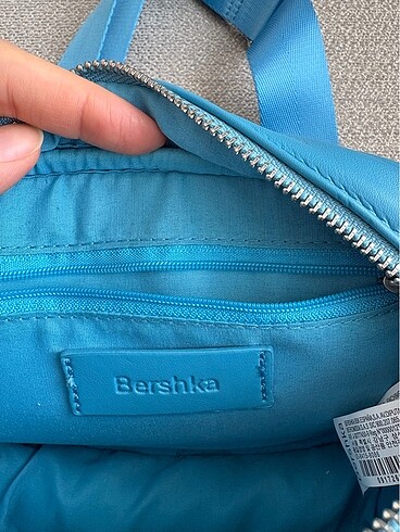  Beden Bershka Çanta