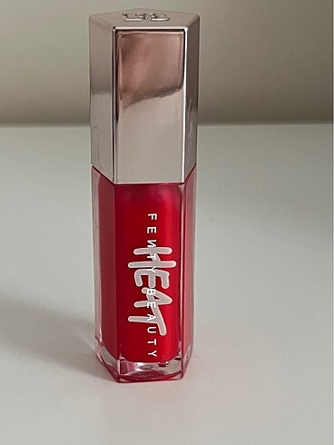 fenty gloss bomb heat