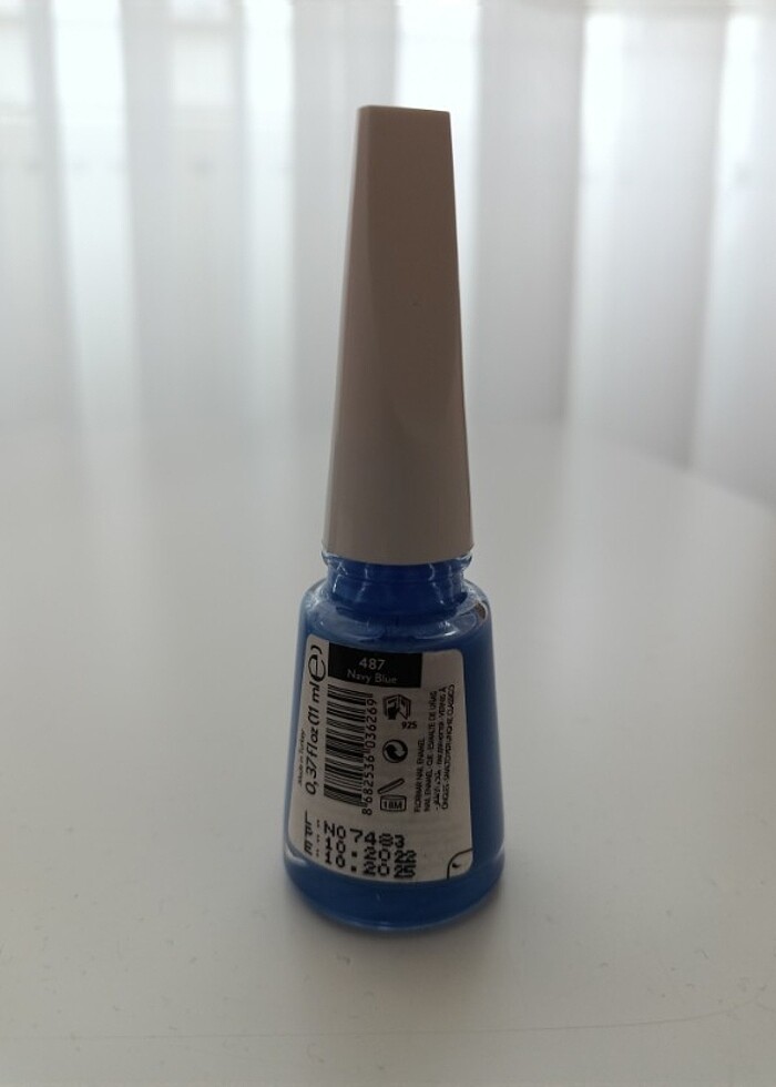 Flormar Klasik Parlak Bitişli Yüksek Pigmentli Oje -Nail Enamel- - Görsel 2