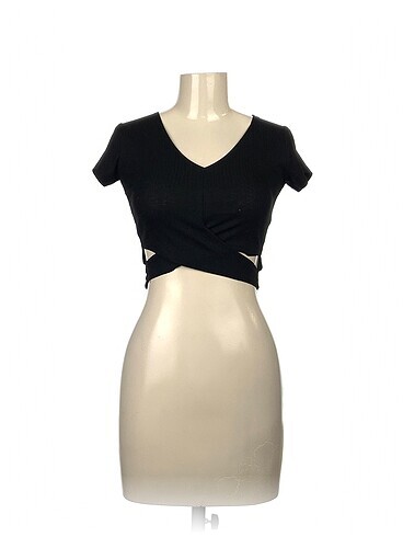 Diğer T-shirt %70 İndirimli.