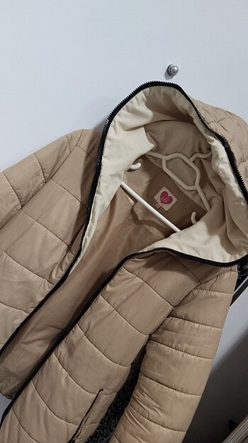 Bayan şişme mont kısa  - Görsel 3