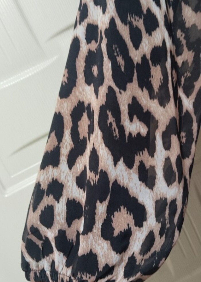 Leopar desen şifon günlük elbise - Görsel 2