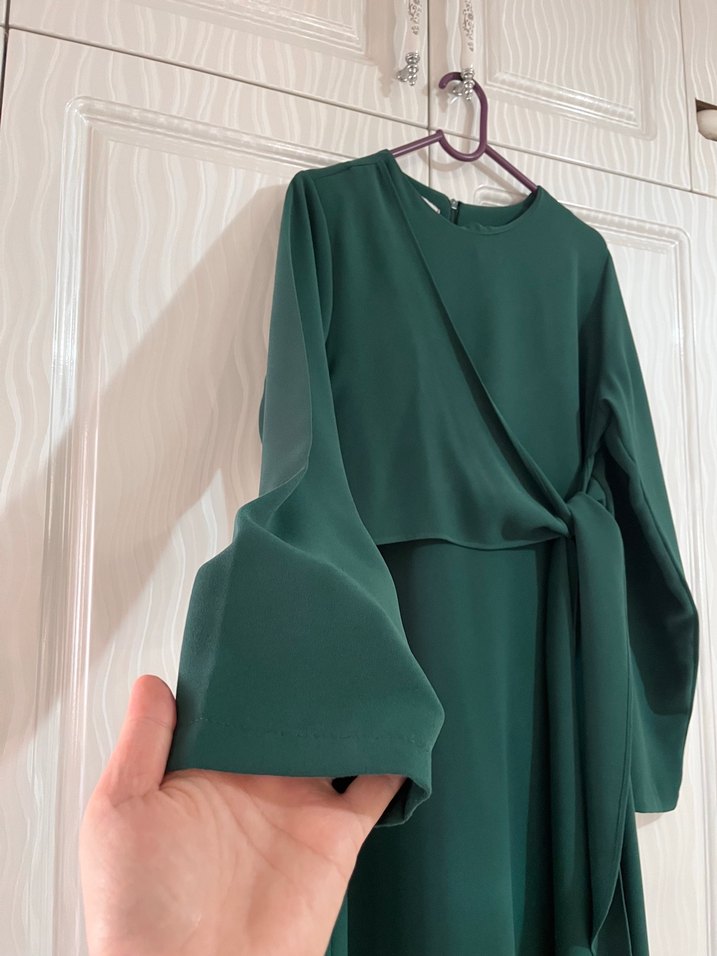 Krep tesettür ikili takım (ZÜMRÜT YEŞİLİ) - Görsel 3