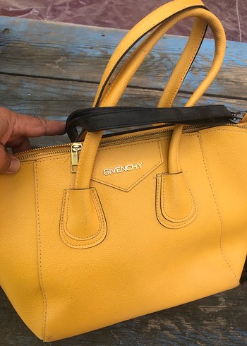 GIVENCHY Sarı Givenchy Deri Kadın Çanta