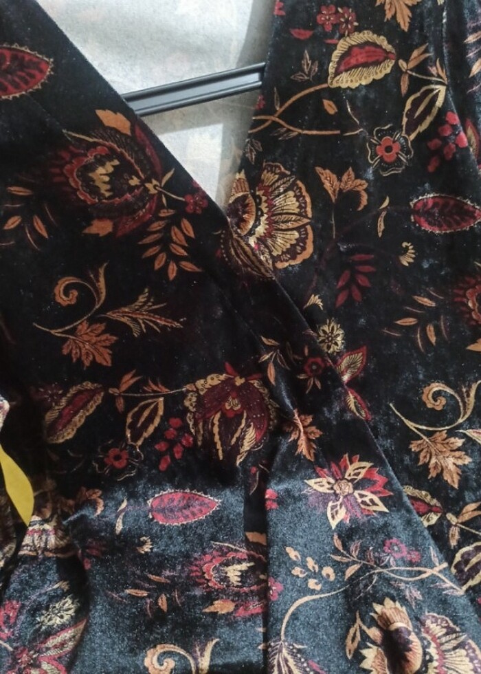 KRUVAZE KADİFE BLUZ - Görsel 4