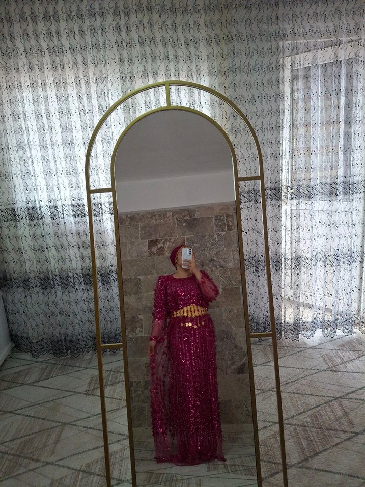 Pembe yöresel elbise - Görsel 3