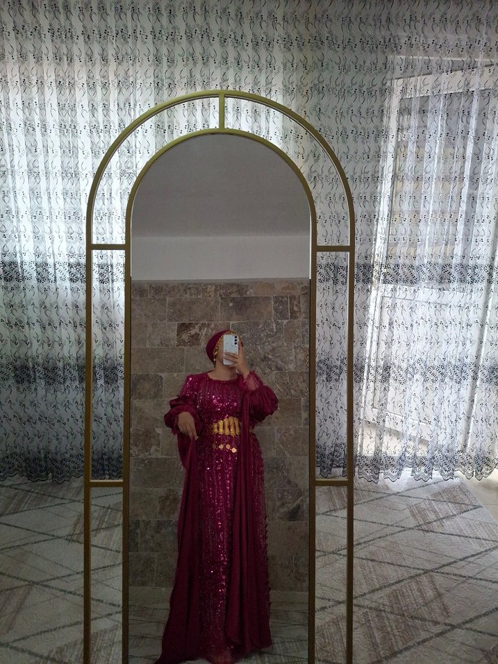 Pembe yöresel elbise - Görsel 2