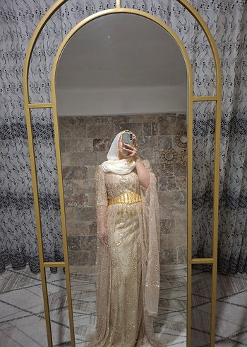 Altın Renkli Uzun Kollu Kadın Hint Elbisesi - Görsel 2