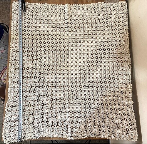  Beden Dantel Masa Örtüsü