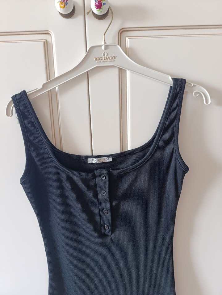 Askılı siyah elbise - Görsel 2