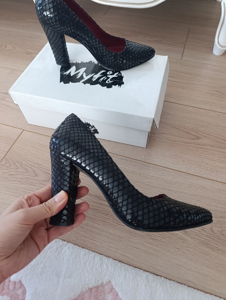 Kadın Siyah Topuklu Ayakkabı (Palet marka) - Görsel 3