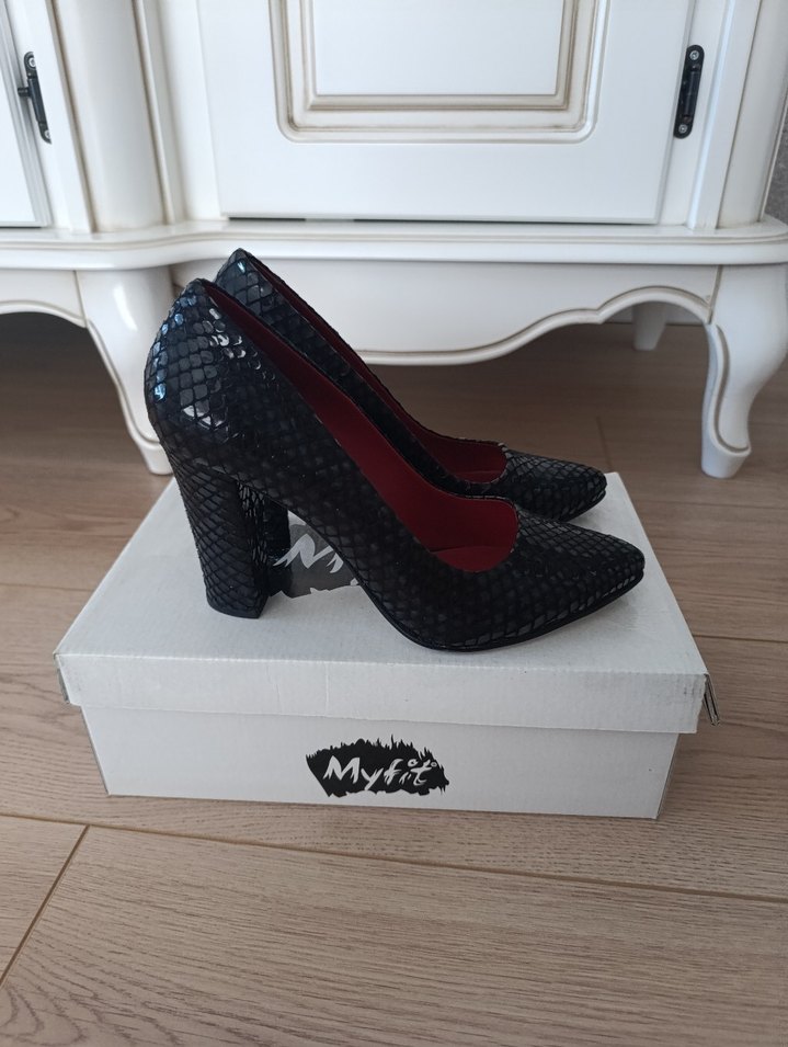 Kadın Siyah Topuklu Ayakkabı (Palet marka) - Görsel 5