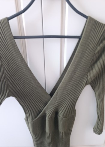 V Yaka Triko Uzun Kadın Elbise - Görsel 3