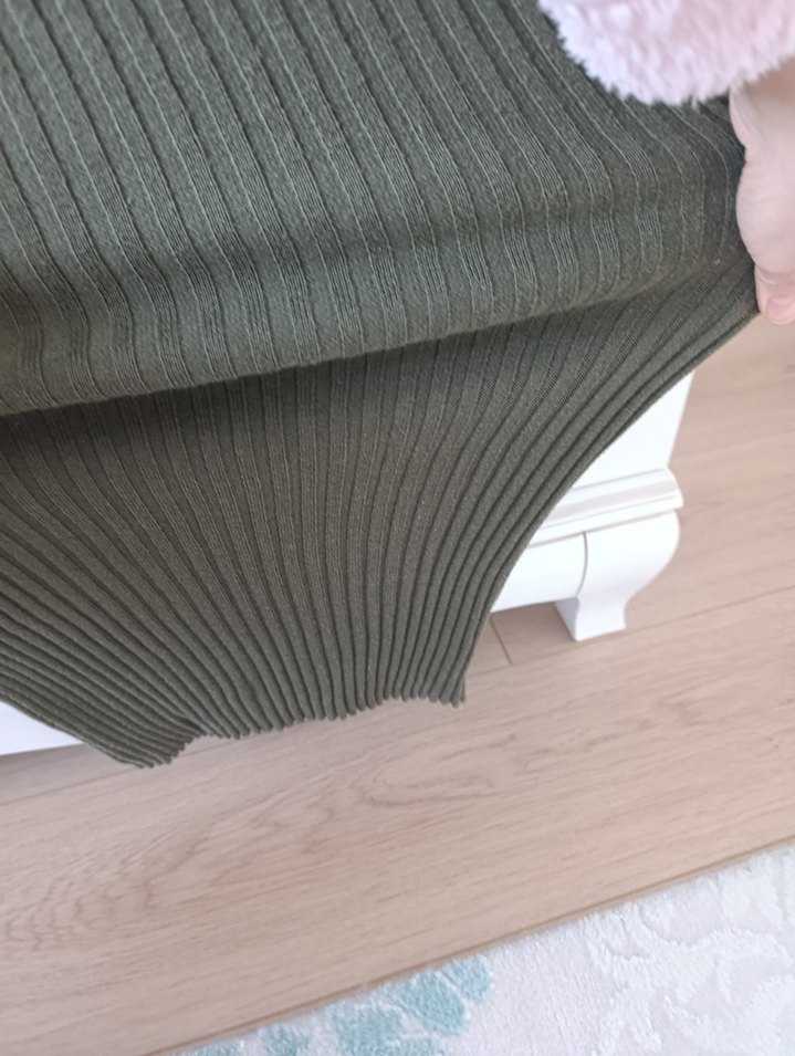 V Yaka Triko Uzun Kadın Elbise - Görsel 5