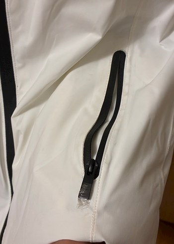 Su geçirmez mont - Görsel 3