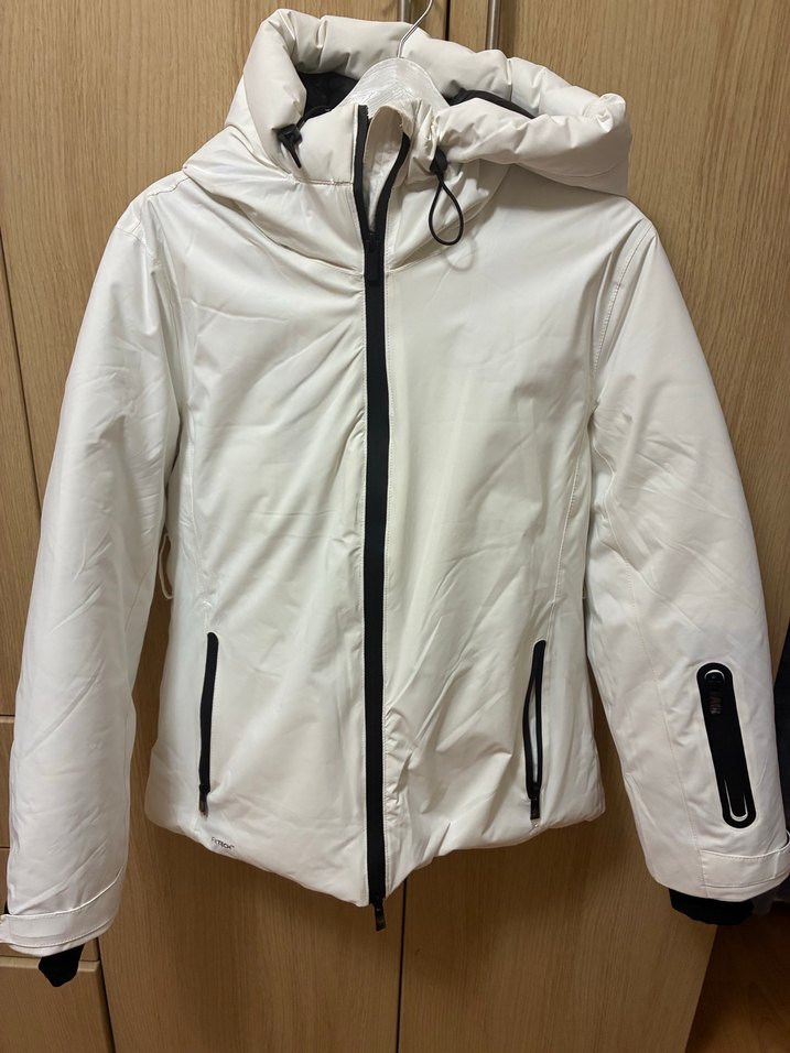 Su geçirmez mont - Görsel 2