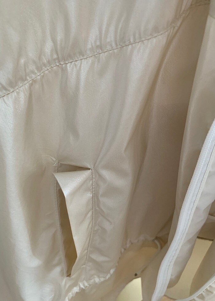 Zara yağmurluk - Görsel 4