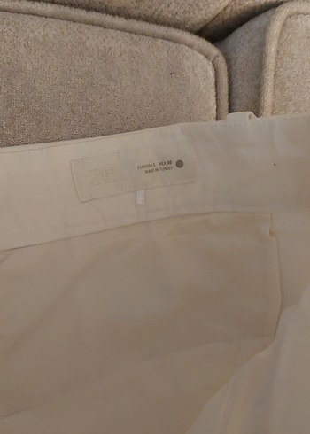 Beyaz Pilili Kadın Bermuda Şort - Görsel 5