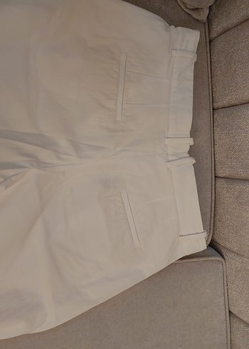 Beyaz Pilili Kadın Bermuda Şort - Görsel 6