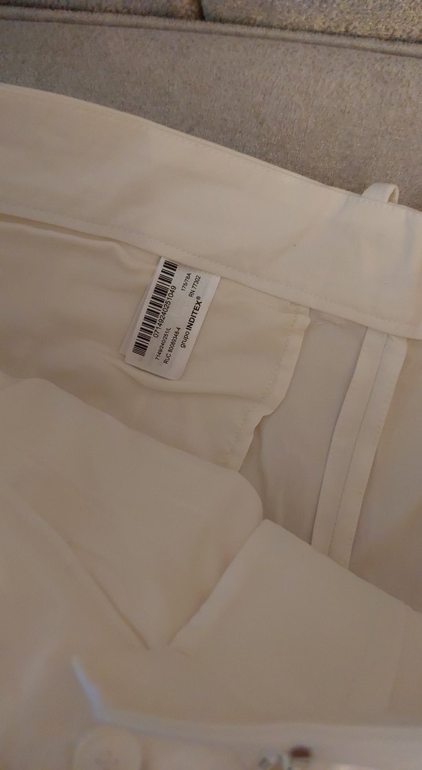 Beyaz Pilili Kadın Bermuda Şort - Görsel 4