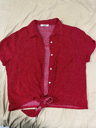 Collezione Kırmızı mini puantiye gömlek
