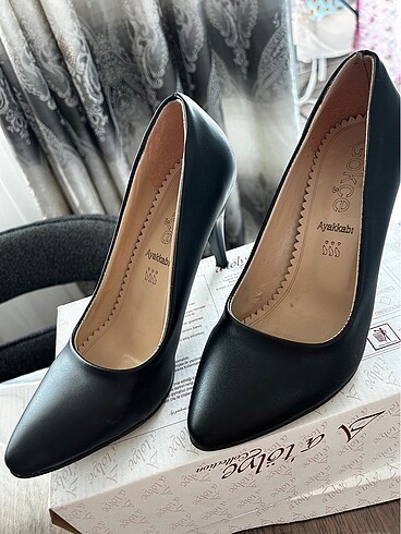 Diğer Siyah mat stiletto