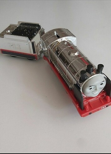 Beden Pilli Thomas tren