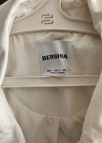 Bershka Beyaz Uzun Keten Trençkot