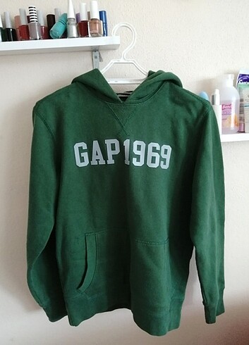 GAP sweatshırt