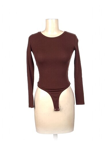 Zara Bluz %70 İndirimli.