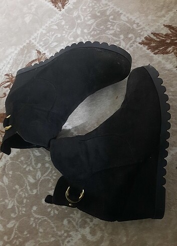 LC Waikiki Kadın bot 