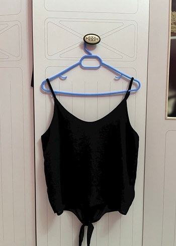 Düğmeli Siyah Askılı Midi Bluz - Görsel 4