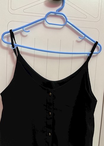 Düğmeli Siyah Askılı Midi Bluz - Görsel 5