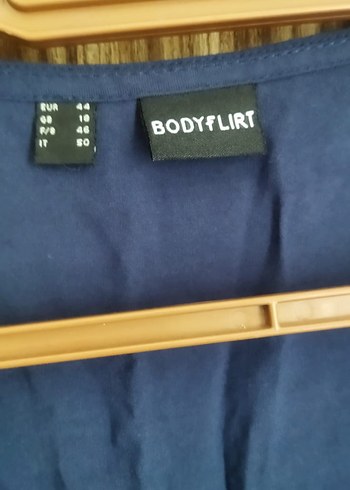 48 Beden Püsküllü V Yaka Lacivert Bohem Tunik