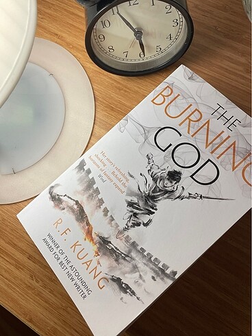 Burning God RF KUANG ingilizce kitap