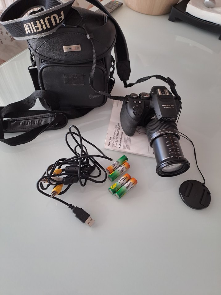 Fujifilm Siyah Dijital Fotoğraf Makinesi Seti - Görsel 2