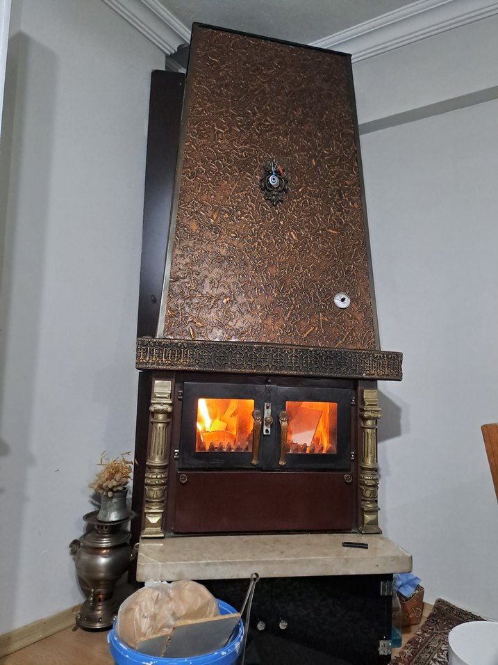 Parlak kahverengi dekoratif soba - Görsel 2