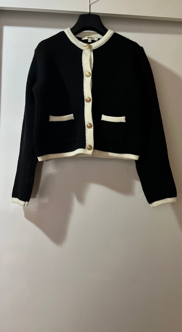 Koton Gold Düğmeli Siyah Kadın Triko Hırka - Görsel 4