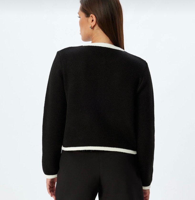 Koton Gold Düğmeli Siyah Kadın Triko Hırka - Görsel 3