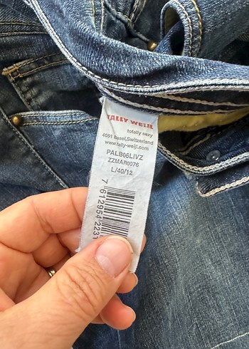 Düğmeli Mavi Kadın Denim Mini Şort - Görsel 4